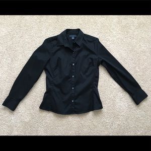 Like new! Banana republic fitted button down